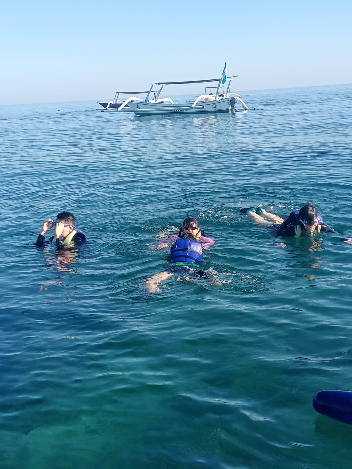 Snorkeling Lumba Lumba Lovina